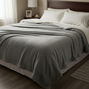 King Size Grey and White Blanket